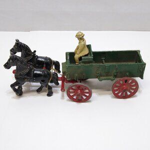 Stanley Toy Co. Horse Drawn Farm Hay Work Cast Wagon w/Driver Toy Is Damaged